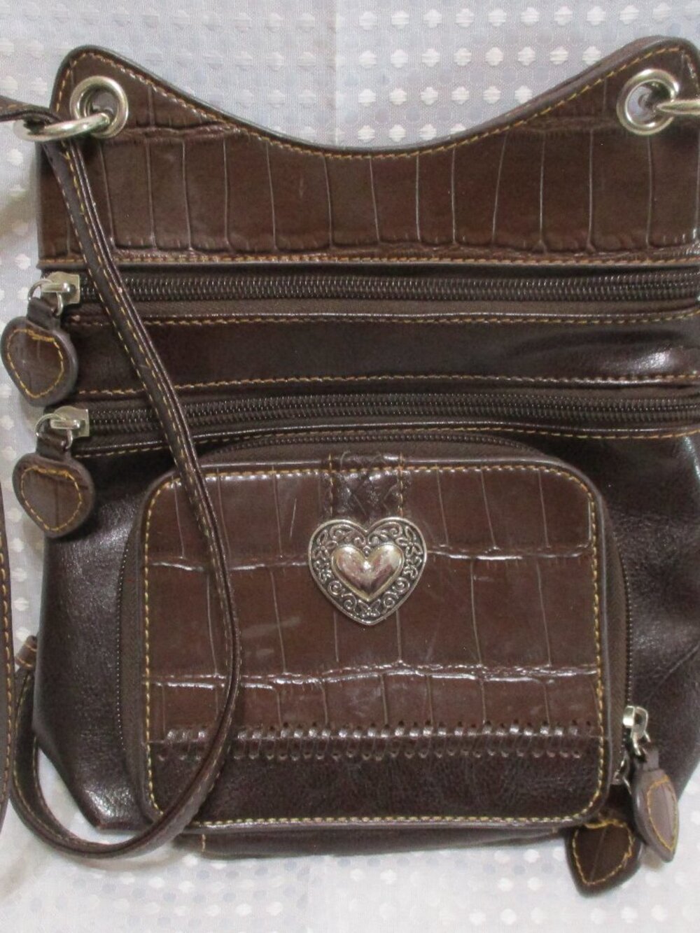 Vtg Brighton Brown Leather Crossbody Handbag w/Silver & Leather Heart Accents
